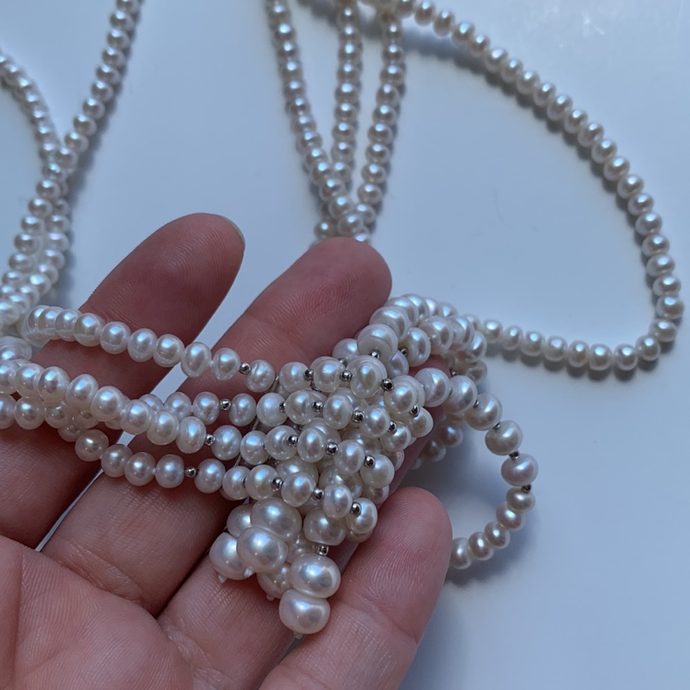 Pearl and silver necklace